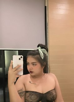 Nadia - masseuse in Jeddah Photo 2 of 5