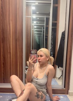 Nadia cute - companion in Khobar Photo 4 of 11