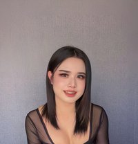Nadia - masseuse in Ajmān