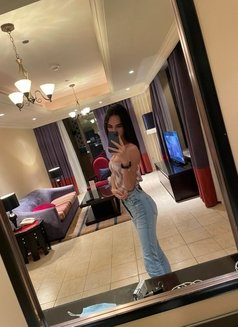 Nadia - Transsexual escort in Phuket Photo 5 of 6