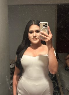 Nadia - masseuse in Phuket Photo 4 of 5