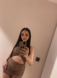 Nadia ThaiLB top&bottom big dick 7” - Transsexual escort in Riyadh Photo 6 of 7