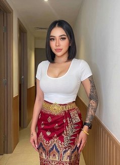 Nadia VIP Comeplete with massage table - escort in Riyadh Photo 1 of 5