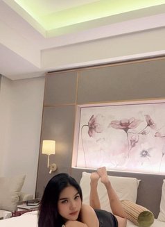 Nadia, Young and Attractive Girl - puta in Bali Photo 9 of 9