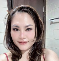 Nadie - escort in Ajmān