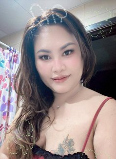 Nadie - escort in Ajmān Photo 4 of 5