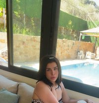 Nadin - Acompañantes transexual in Beirut Photo 17 of 18