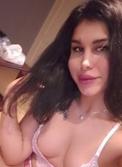 Nadin - Acompañantes transexual in Beirut Photo 21 of 22