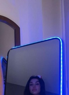 Nadin - Transsexual escort in Beirut Photo 26 of 27