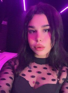 Nadin - Acompañantes transexual in Beirut Photo 19 of 20