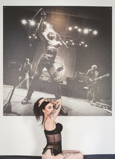 Nadin - escort in Kiev Photo 10 of 11