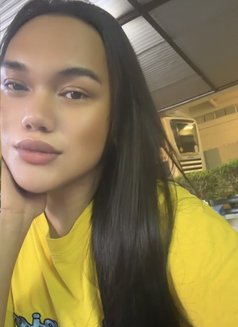 Nadine - Transsexual escort in Dubai Photo 9 of 22
