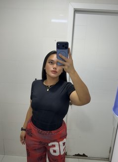 Nadine - Transsexual escort in Dubai Photo 15 of 22