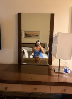 Nadine - Acompañantes transexual in Dubai Photo 12 of 15