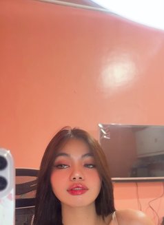 Nadine, 2000 all in - escort in Taipei Photo 5 of 12