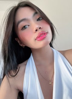 Nadine, 2000 all in - escort in Taipei Photo 8 of 12