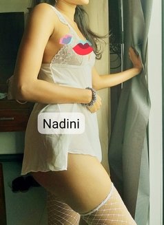 Nadini - escort in Colombo Photo 7 of 14