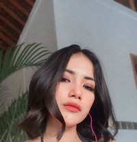 Nadira ONLYFANS - puta in Bali Photo 11 of 13