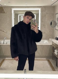 Nady - Transsexual escort in İstanbul Photo 1 of 6