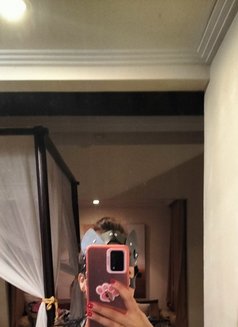 Nadya Anal Bitch - puta in Bali Photo 3 of 4