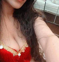 Naea - puta in Beirut Photo 5 of 6