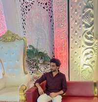 Naezy - Male escort in Mumbai