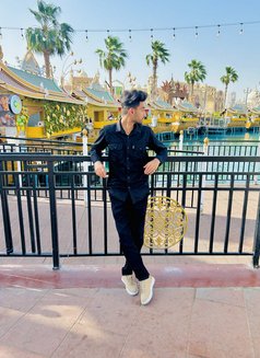 Naezy - Male escort in Mumbai Photo 2 of 4