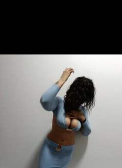 Nafas - escort in Muscat Photo 6 of 14