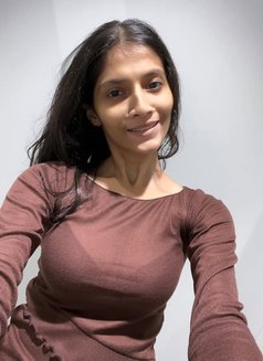 Nagpur Vip Escort Service 24*7 - puta in Nagpur Photo 4 of 5