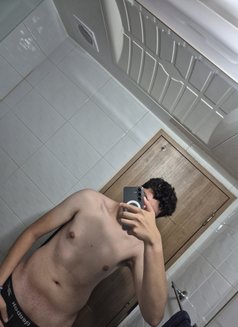 Nahel Seoul - Male escort in Seoul Photo 1 of 4