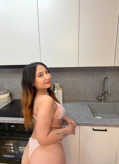 Nahla - escort in Dubai Photo 7 of 10