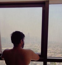 Nahsi Kilam - Male escort in Dubai