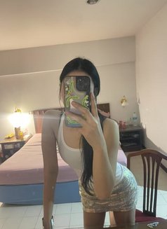 Naija - Transsexual escort in Bangkok Photo 2 of 6