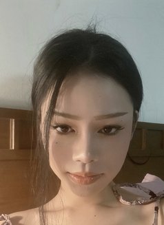 Naija - Transsexual escort in Bangkok Photo 4 of 6