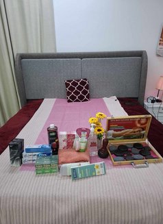 Nail trimming and massage in mabelah - puta in Muscat Photo 12 of 15