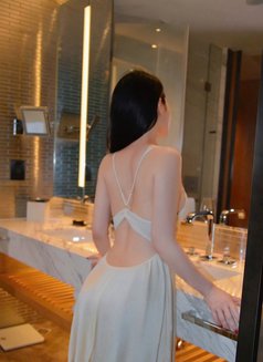 Naila - escort in Hanoi Photo 5 of 12