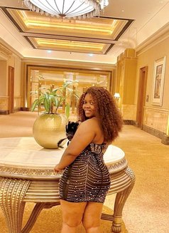 Nailah - escort in Abu Dhabi Photo 3 of 5