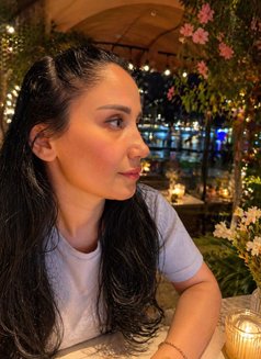 Nail ful Service - escort in Dubai Photo 1 of 6