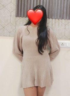 Naina Cam and Real Meet - escort in New Delhi Photo 1 of 4