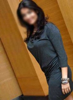 Naina Chopra - escort in Mumbai Photo 2 of 5