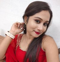 Naina College Girl Available - escort in Mumbai