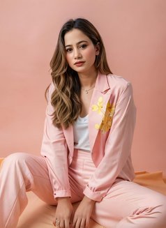 Naina Delhi Independent Escort Girl - escort in New Delhi Photo 1 of 5