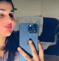 🦋⃟ᴠͥɪͣᴘͫ 🤍Naina Dikshit💙⃝🦋 - puta in Bangalore Photo 4 of 4