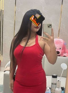 Anal Queen Meet and Cam Girl - puta in New Delhi Photo 7 of 8