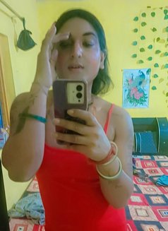 Naina shemale - puta in Chandigarh Photo 1 of 9