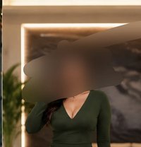Naina Independent - puta in Noida