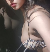 Naina - puta in Bangalore