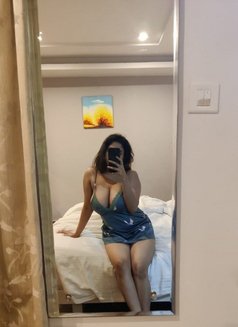 Naina - escort in Bangalore Photo 5 of 6