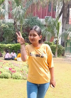 Naina - escort in Chennai Photo 1 of 2