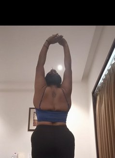 Naina - escort in Dubai Photo 1 of 3